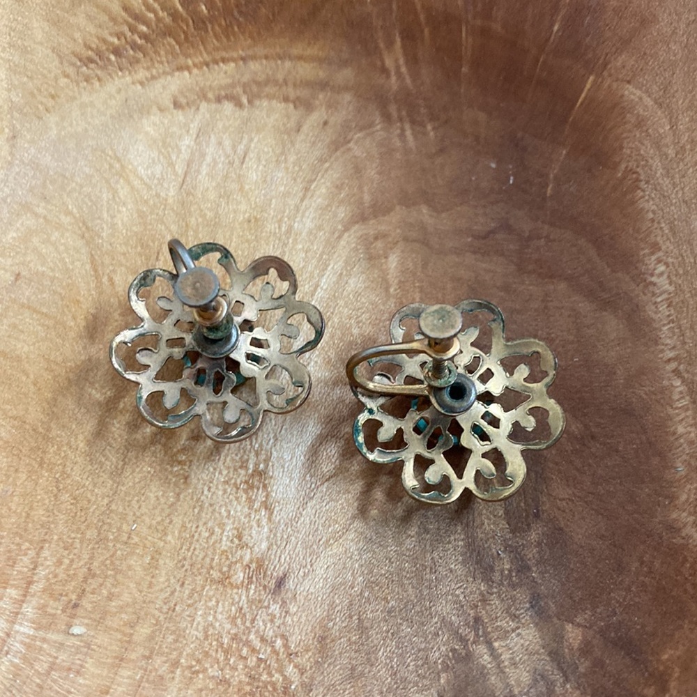 Blue Rhinestone Flower Screw earrings - Picture 2 of 3